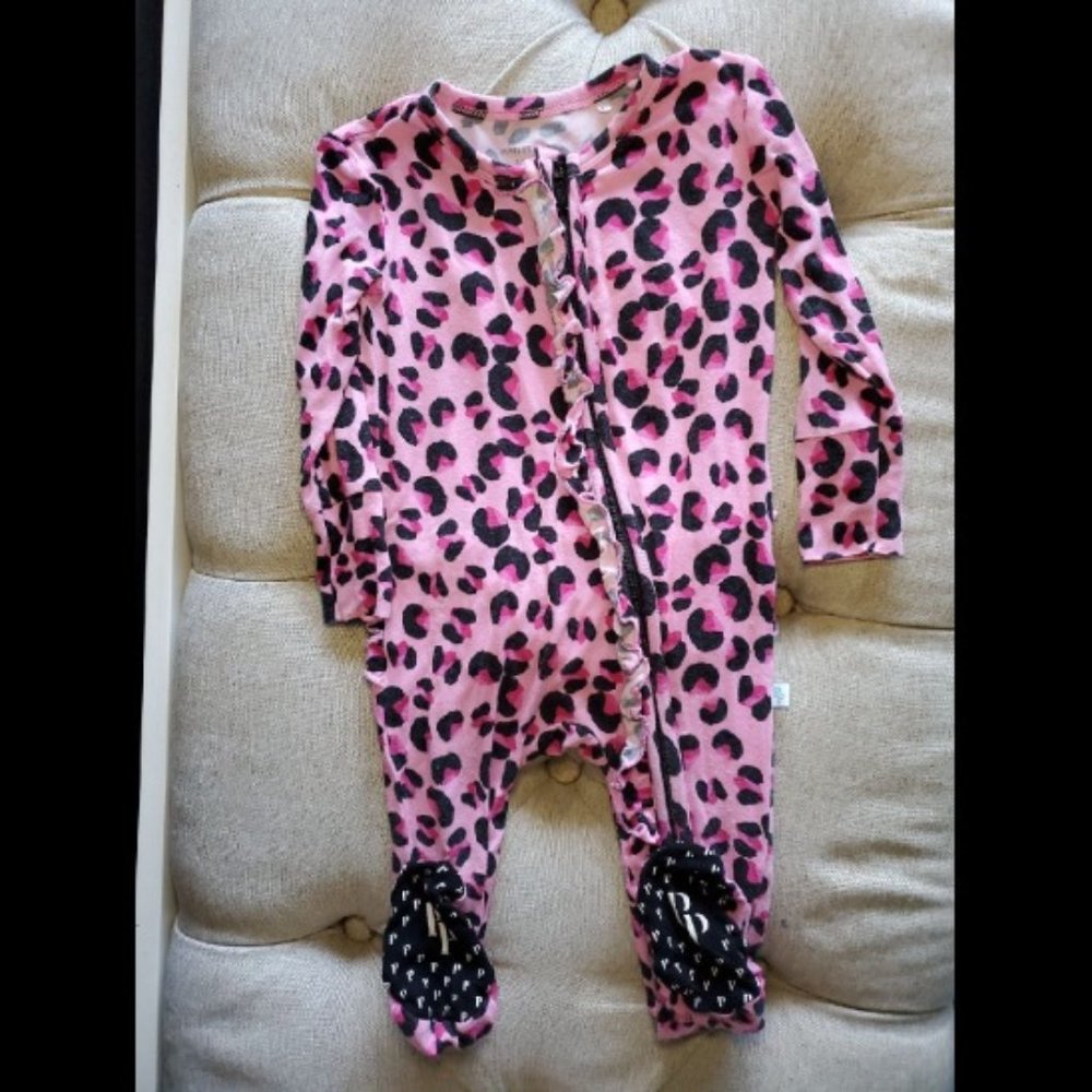 Posh Peanut Leopard Footie - PLAY